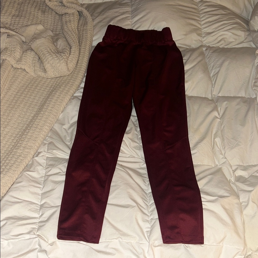 Burgundy Woman’s Leggings